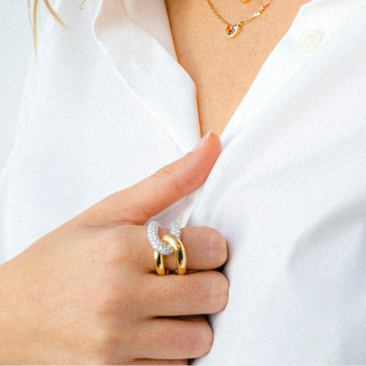 925 Sterling Silver Interlocked Design Ring